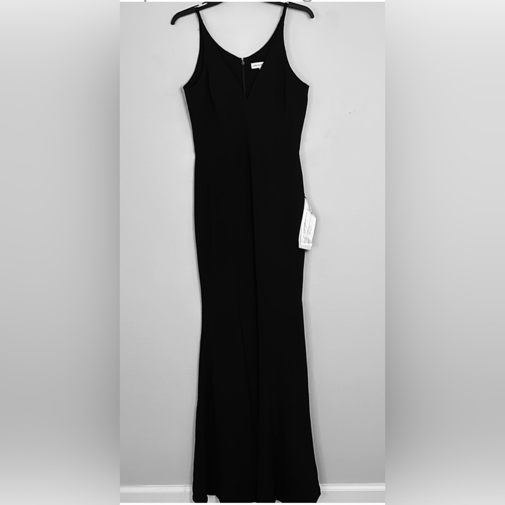 NWT Dress the Population Iris split side crepe maxi dress. Black, women’s Med.